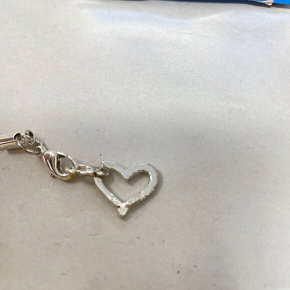 Avon Pave Heart Anywhere Charm Silver-Tone‎ Love Gift Box New - Picture 4 of 11